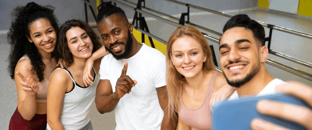Pesquisa: indústria do fitness pode contribuir para saúde mental de jovens via smartphones